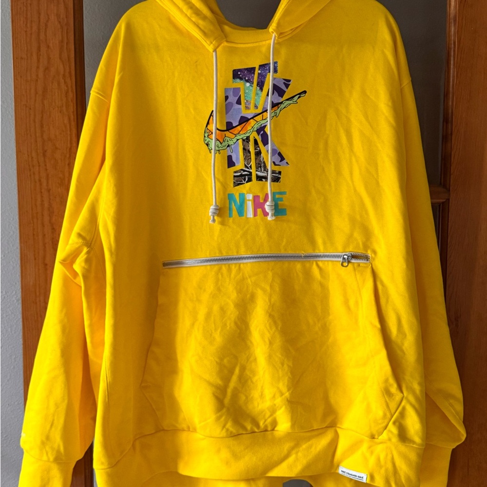 Nike Kyrie Irving “Best of What The” Collection Dri-Fit Pullover Hoodie Size 3X